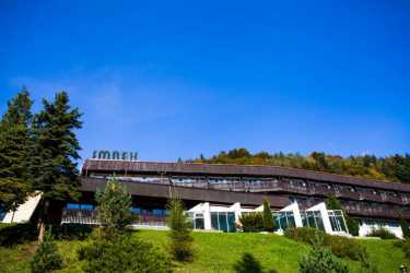 HOTEL*** NAT (SMREK)